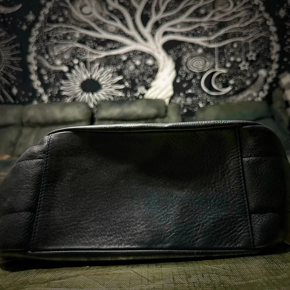 Authentic Vintage Gucci Black soft Leather hobo shoulder bag ❌90% OFF SALE❌ - Picture 15 of 17